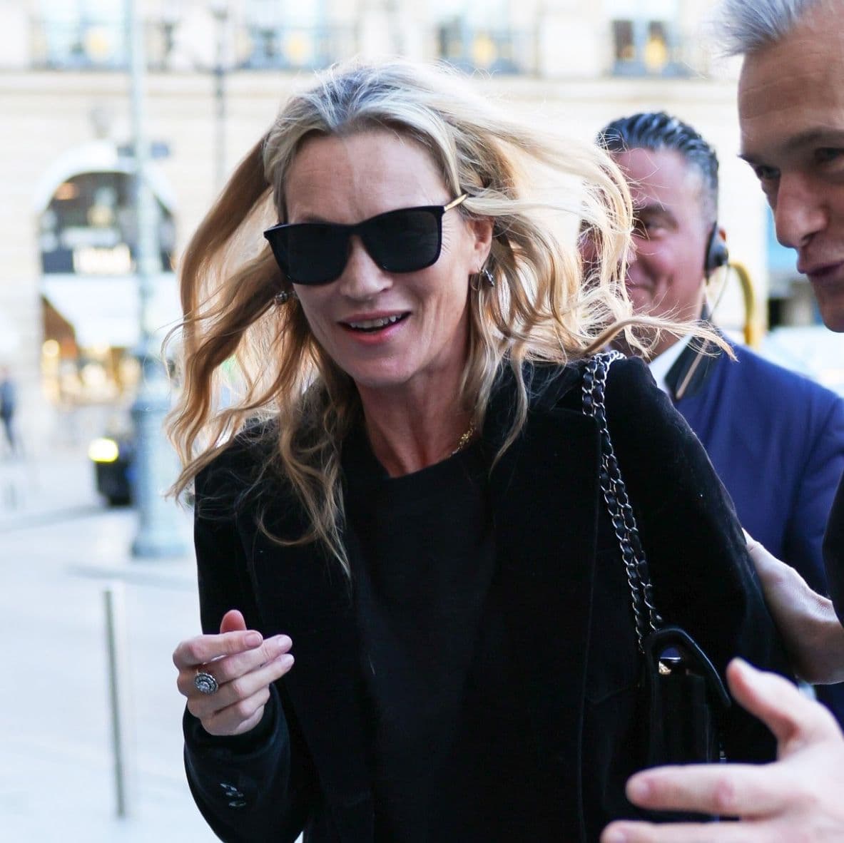  Kate Moss and Her Daughter Lila Know That When In Paris, This Is the Chicest Color Combination to Wear 